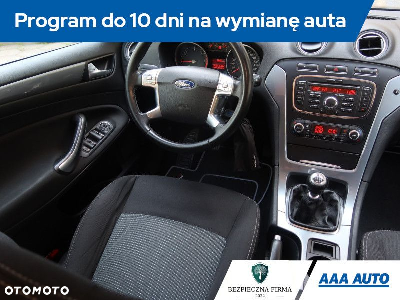 Ford Mondeo - 8
