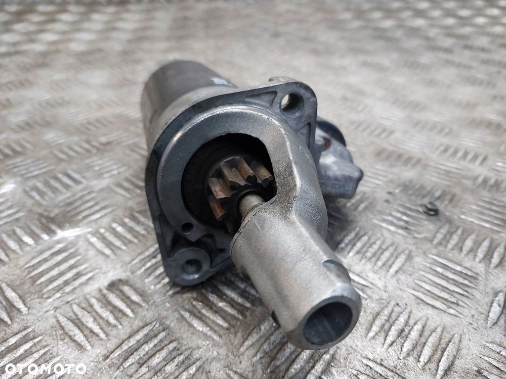 ROZRUSZNIK AUDI A4 B6 2.5 TDI AUTOMAT - 3