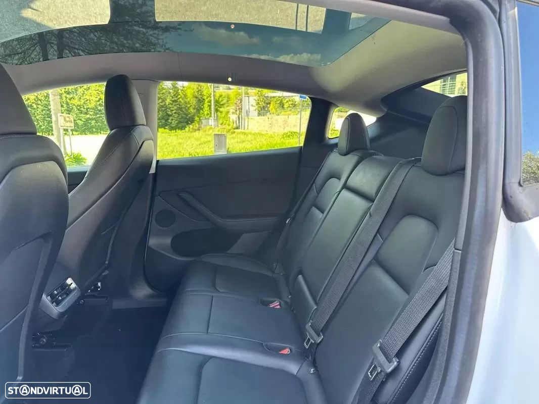 Tesla Model Y Tração Traseira - 19