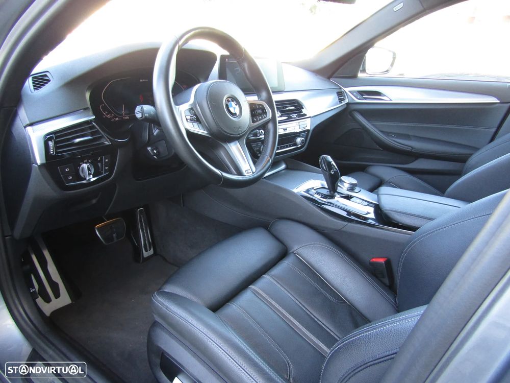 BMW 530 e Pack M - 14
