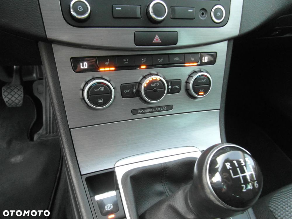 Volkswagen Passat Variant 1.4 TSI BlueMotion Technology Comfortline - 25