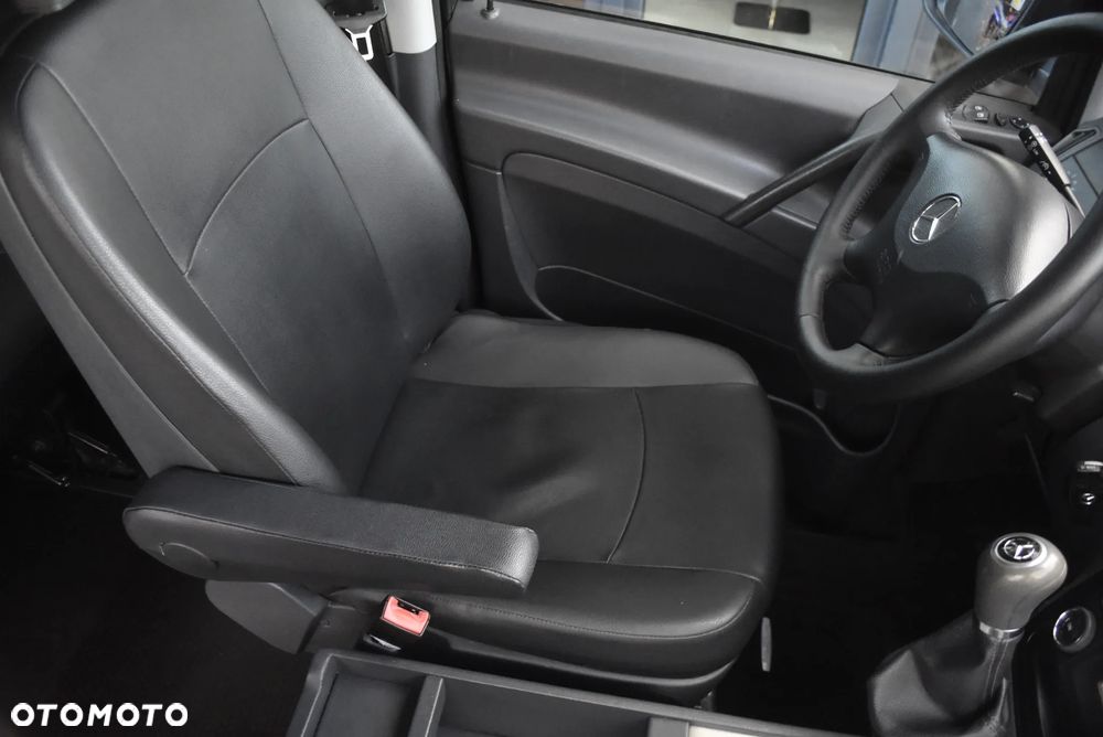 Mercedes-Benz VITO - 15