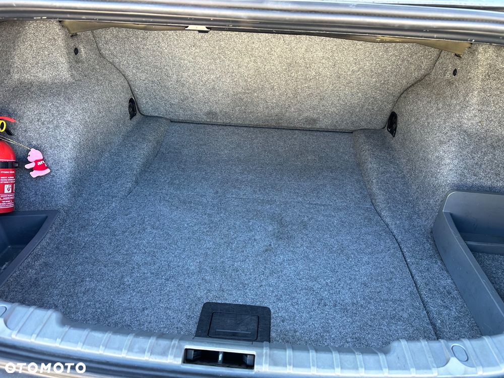 BMW Seria 3 318d DPF - 9