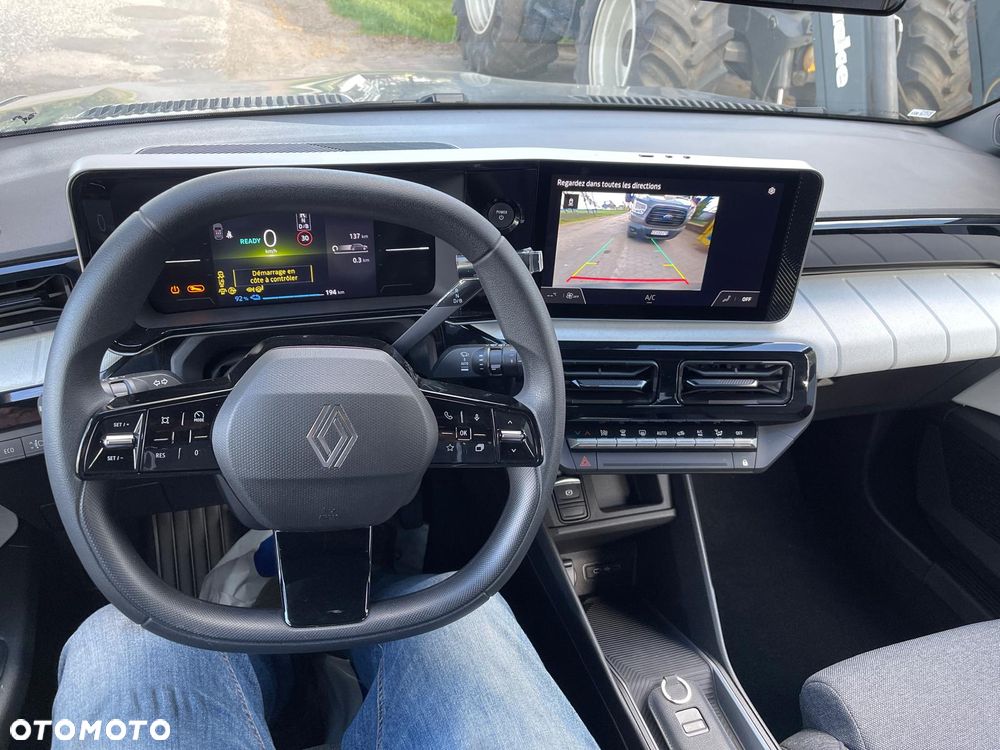 Renault 4 E-Tech Evolution 120 Urban Range - 9
