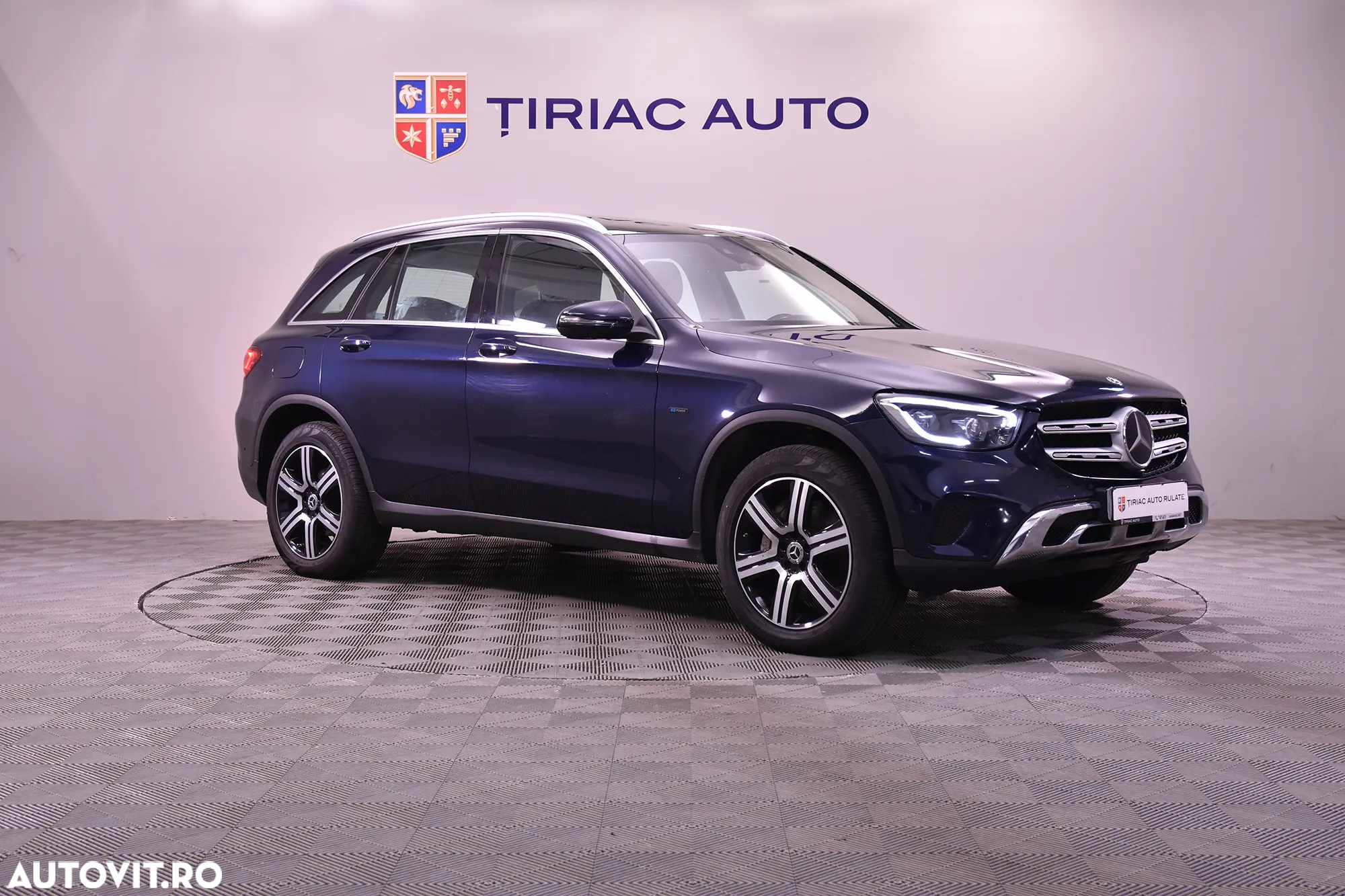 Mercedes-Benz GLC 300 e 4MATIC - 7