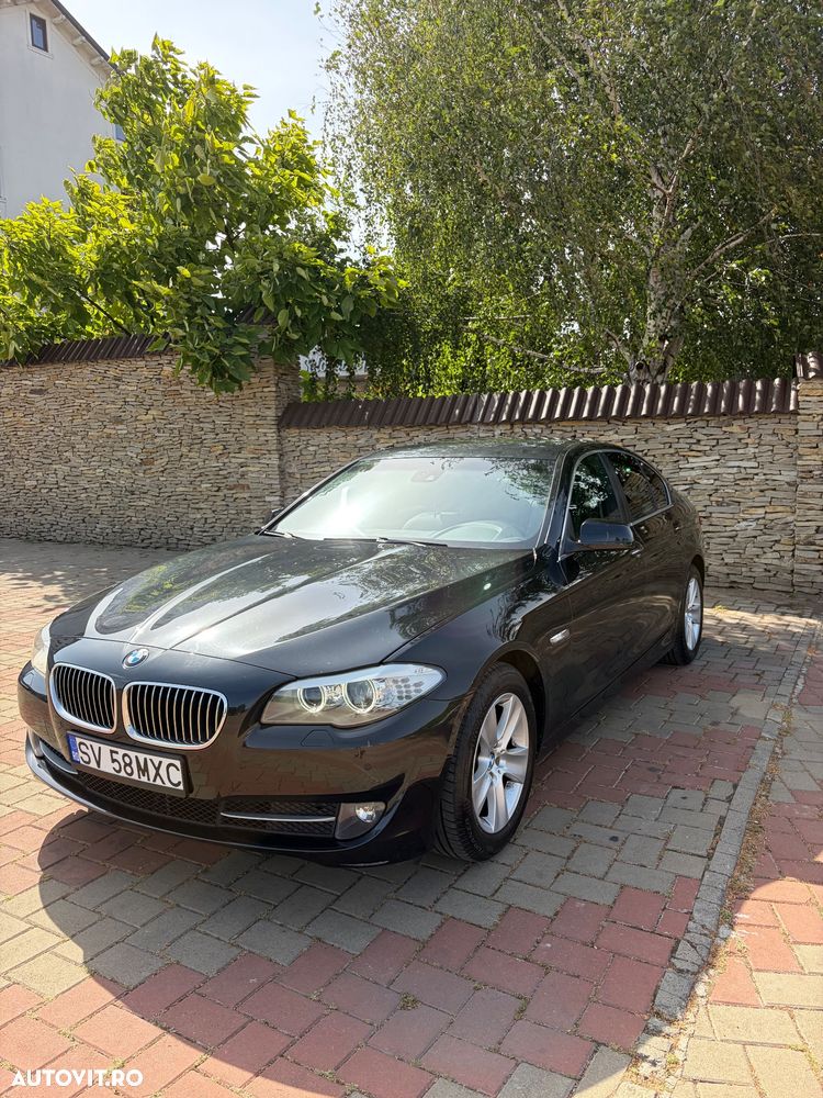 BMW Seria 5 520d Aut. - 11