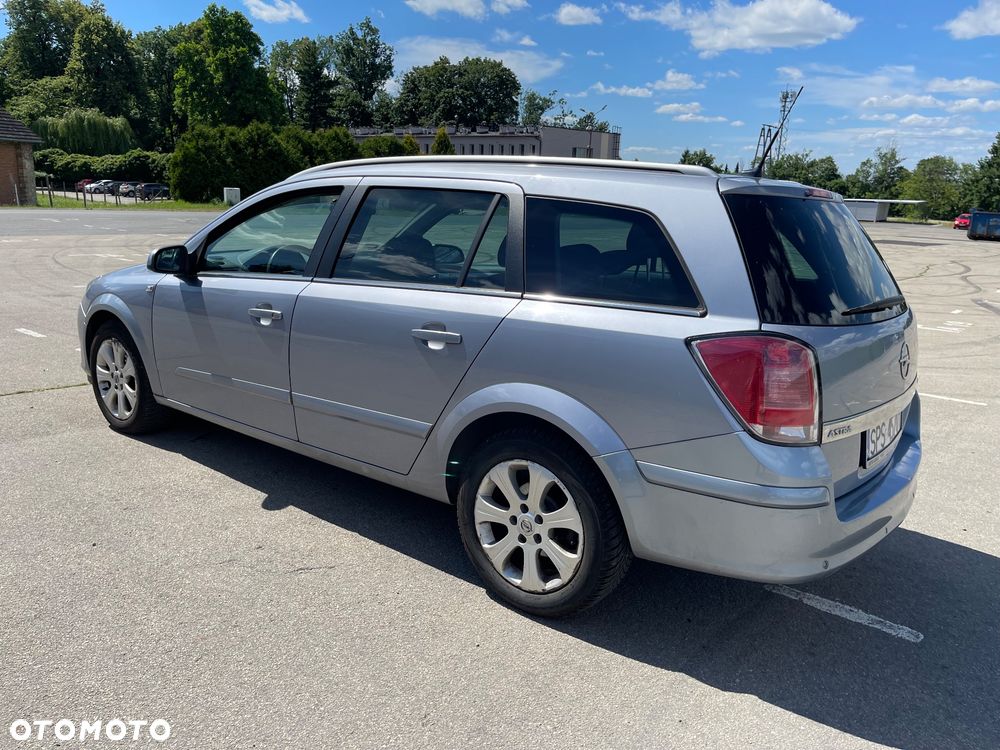 Opel Astra 1.6 Enjoy Easytronic - 4