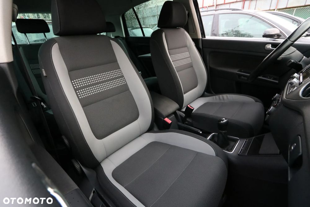 Volkswagen Golf Plus 1.6 TDI Highline - 7