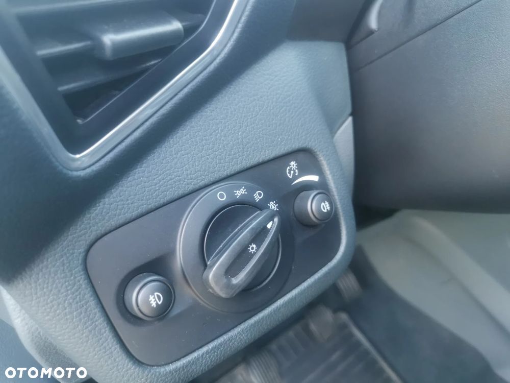 Ford C-MAX 2.0 TDCi Titanium - 17