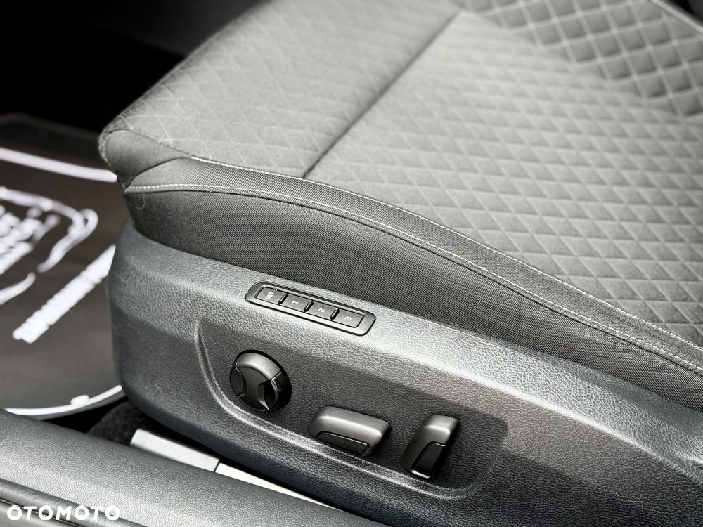 Skoda Superb 1.6 TDI DSG Ambition - 24