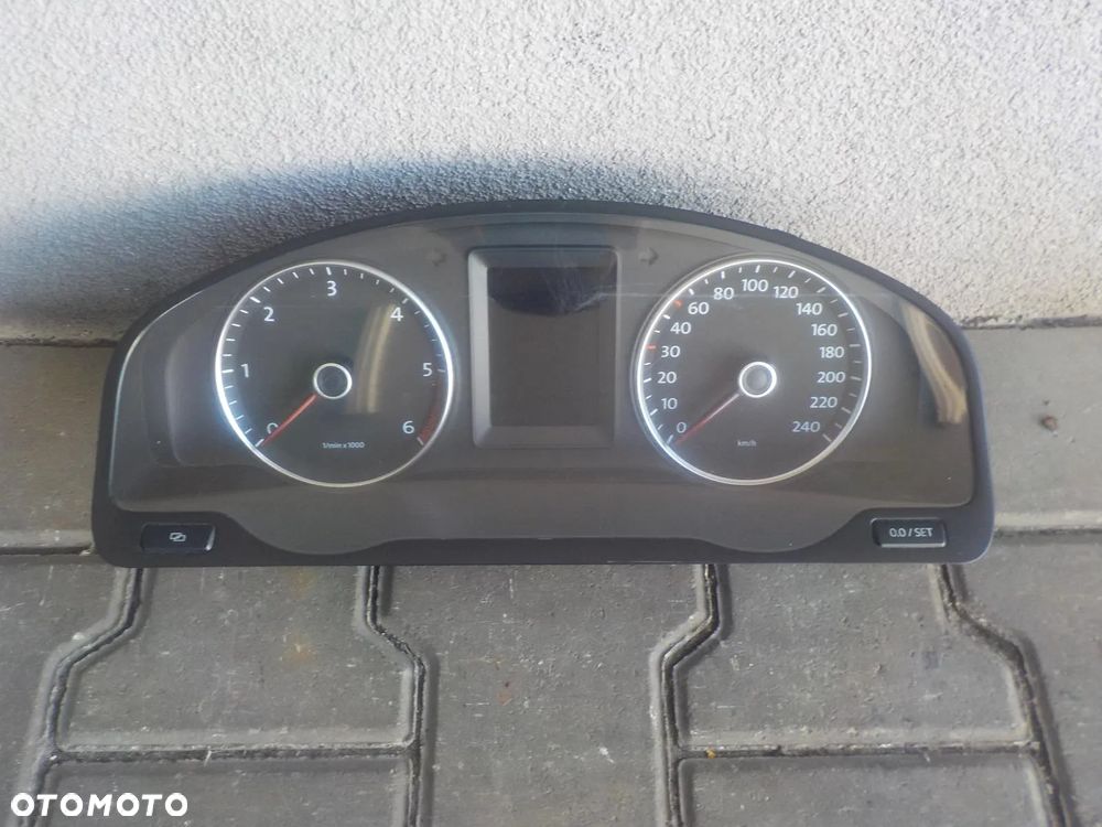 VW T5 2.0 TDI LIFT LICZNIK ZEGARY 7E0920860C - 1