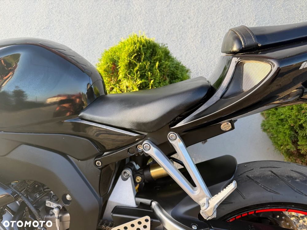 Honda CBR - 30