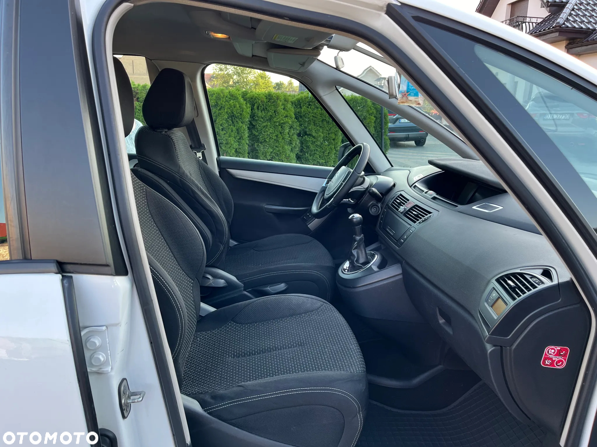 Citroën C4 Picasso 1.6 HDi FAP Exclusive - 4