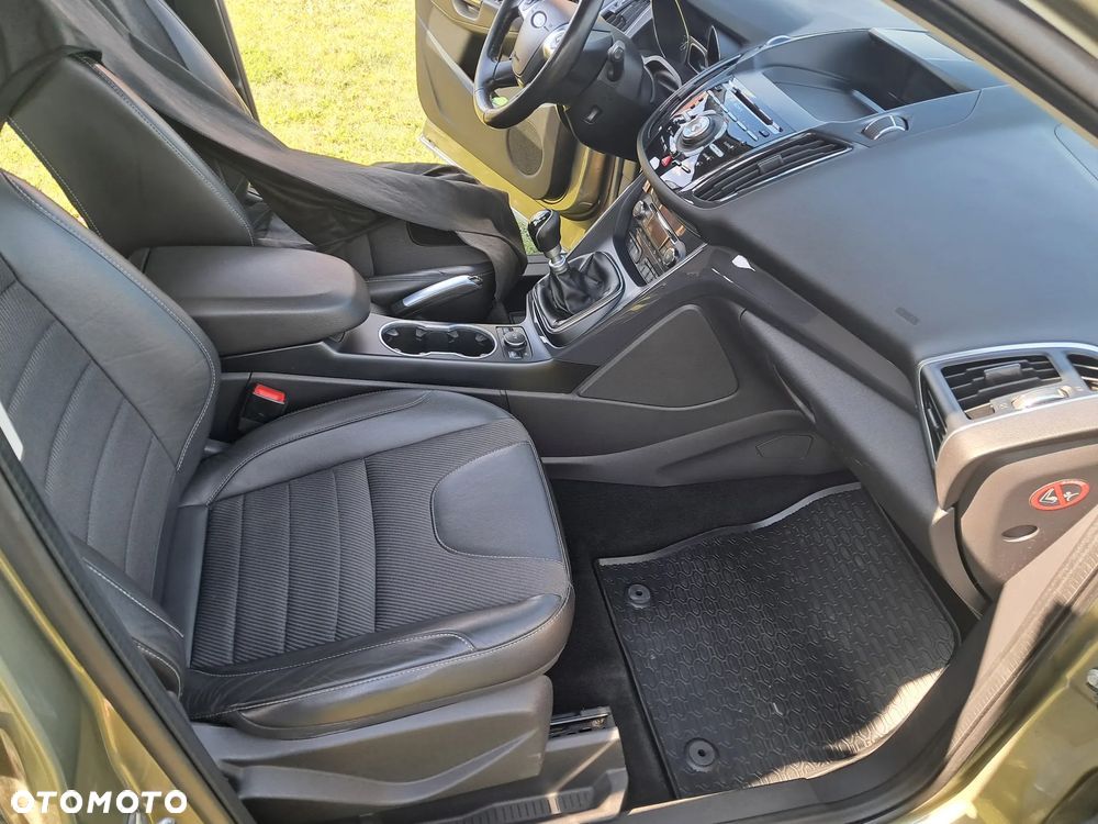 Ford Kuga - 7