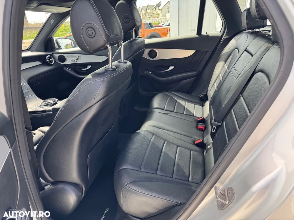 Mercedes-Benz GLC 250 4MATIC 9G-TRONIC AMG Line - 12