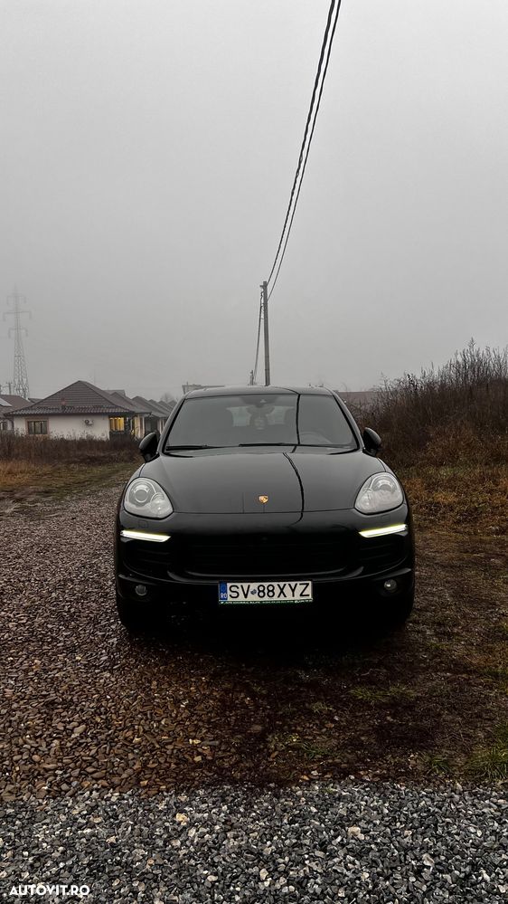 Porsche Cayenne 3.0 L - 2