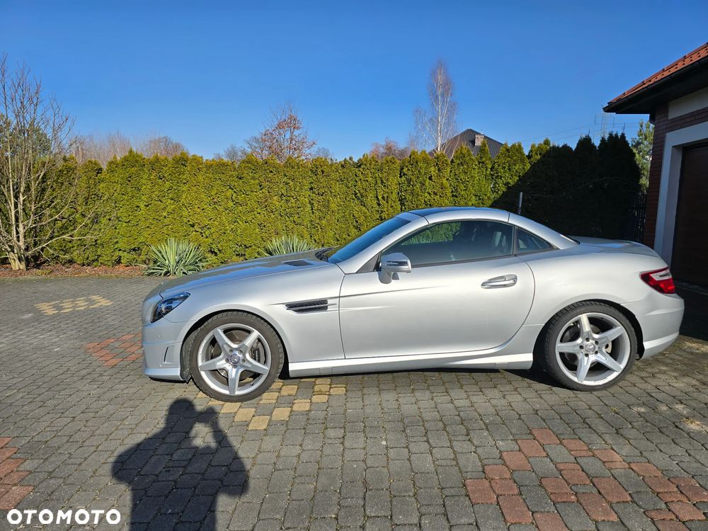 Mercedes-Benz SLK 200 (BlueEFFICIENCY) 7G-TRONIC - 7