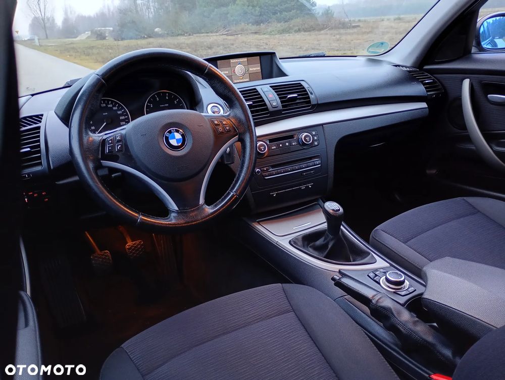 BMW Seria 1 - 23