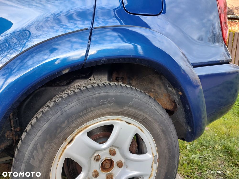 Toyota RAV4 - 7