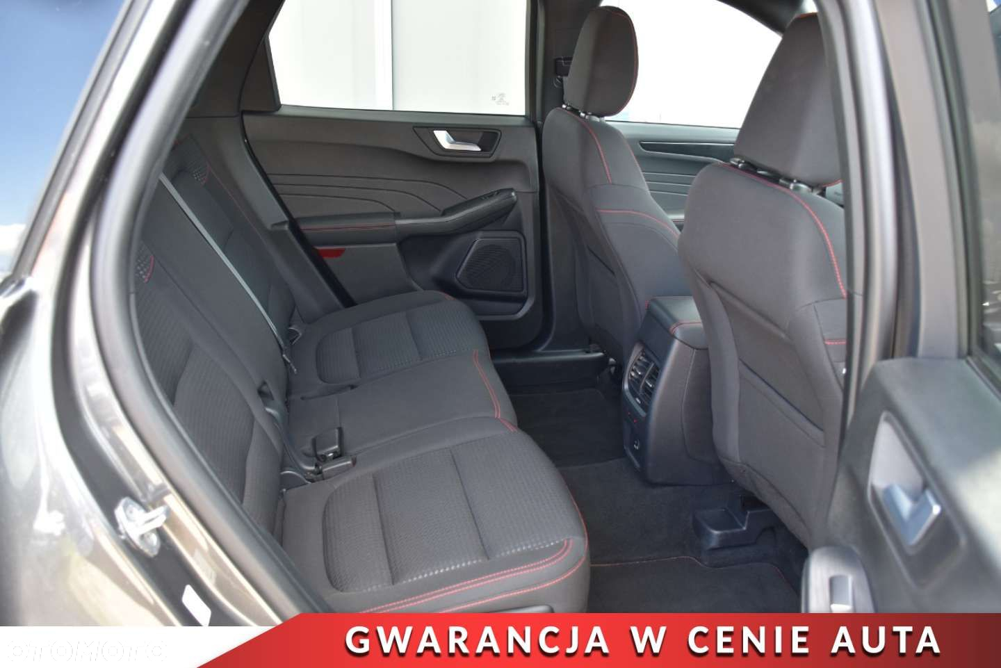 Ford Kuga 1.5 EcoBoost FWD ST-Line - 10