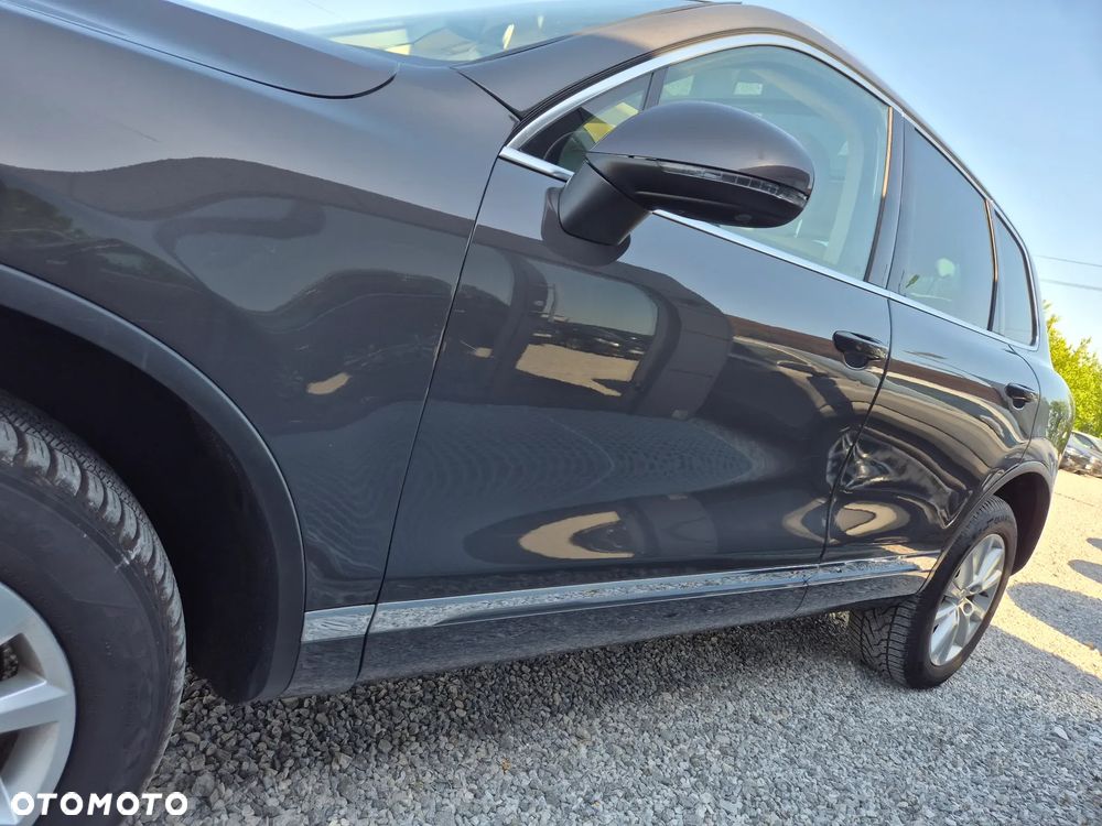 Volkswagen Touareg 3.0 V6 TDI BMT Business Line - 20