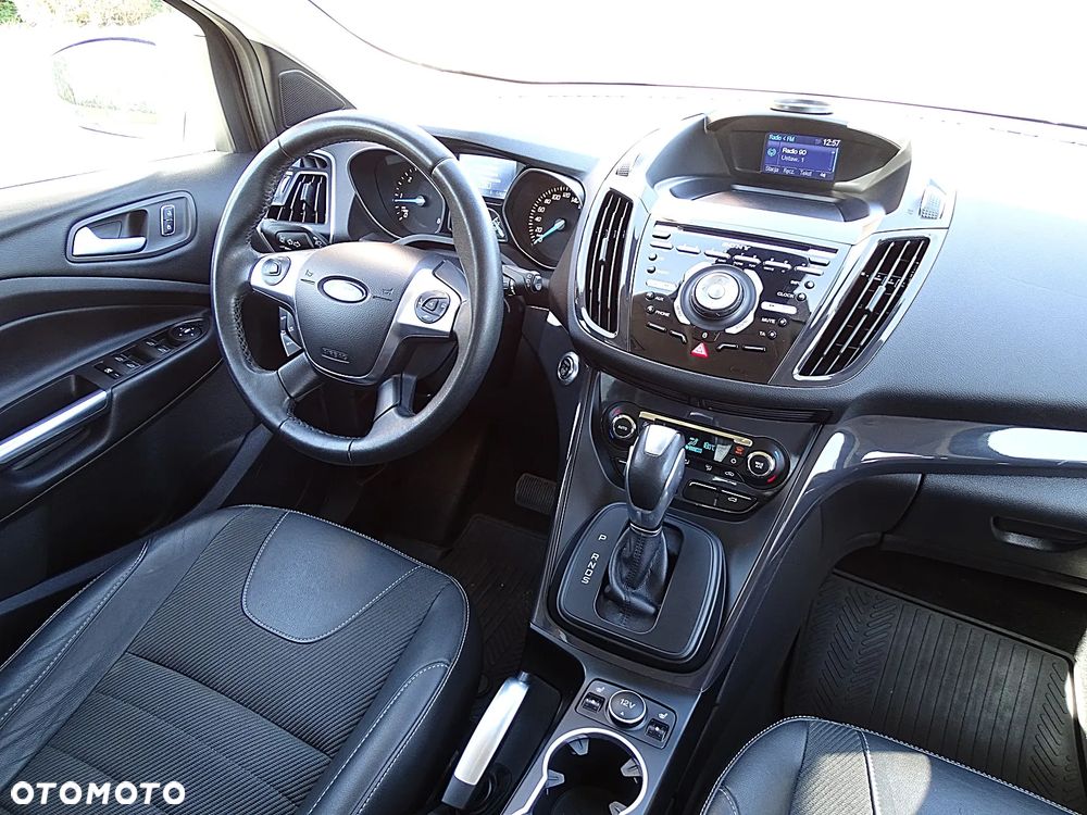 Ford Kuga 2.0 TDCi 4x4 Titanium - 27