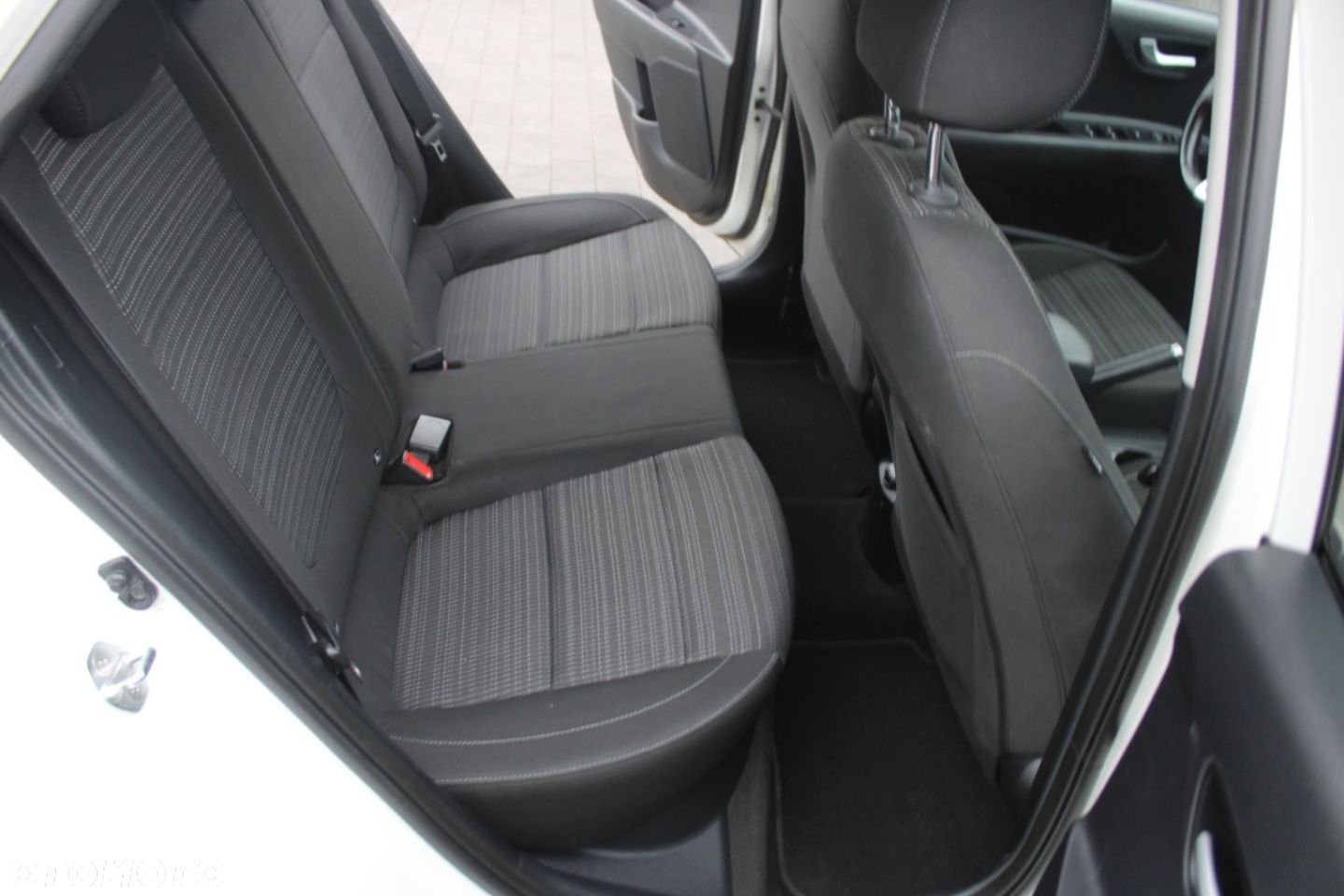 Kia Stonic - 30