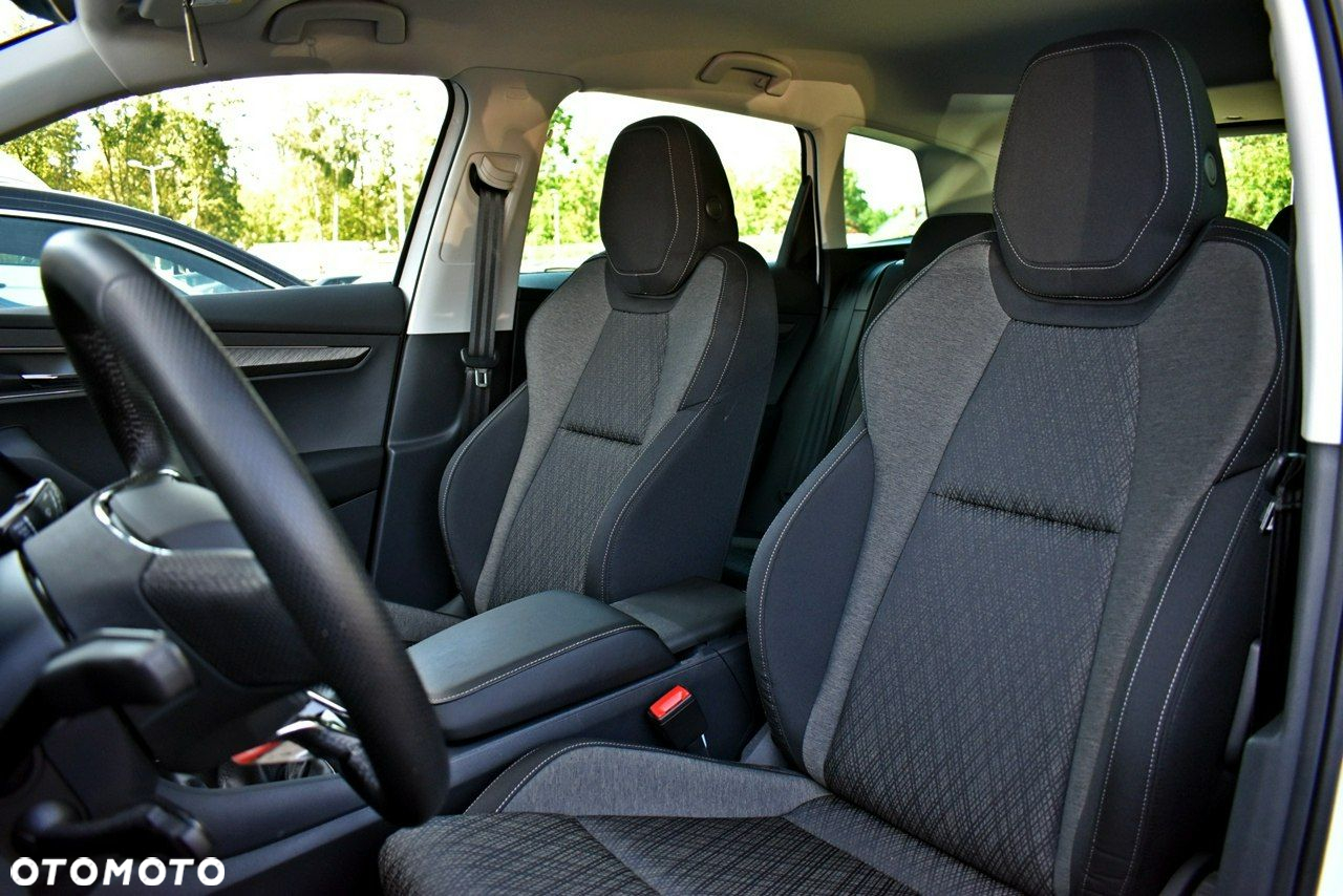 Skoda Karoq 1.5 TSI ACT 4x2 Style - 11