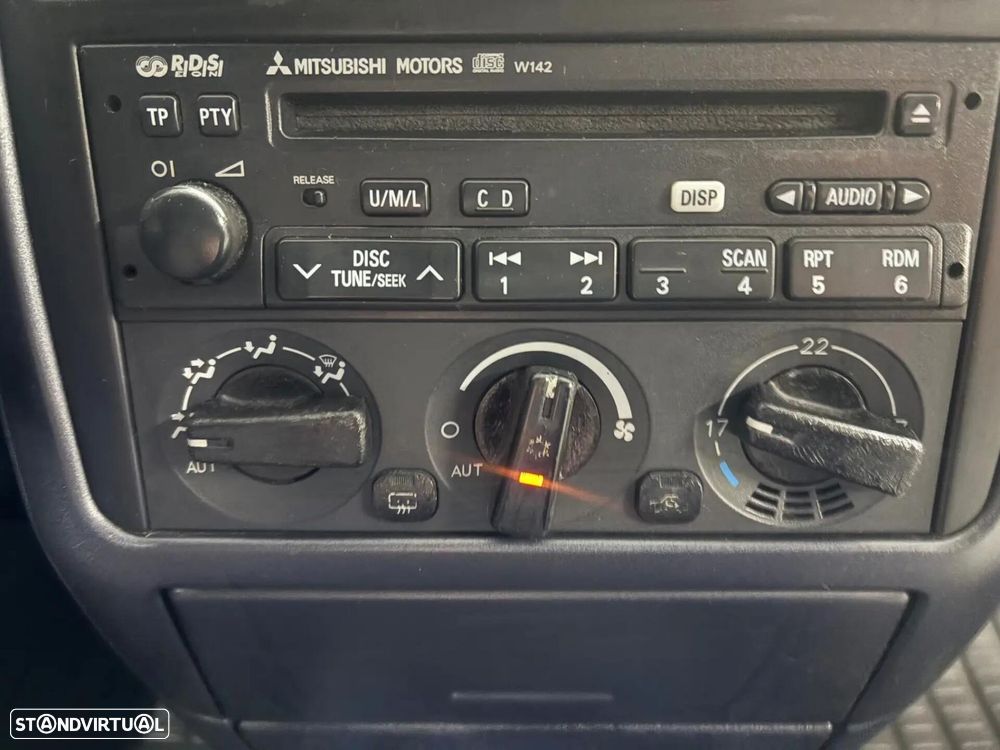 Mitsubishi Carisma HB 1.9 Di-D HP Avance - 16