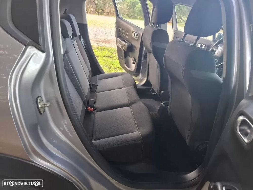 Citroën C3 1.2 PureTech Shine - 17