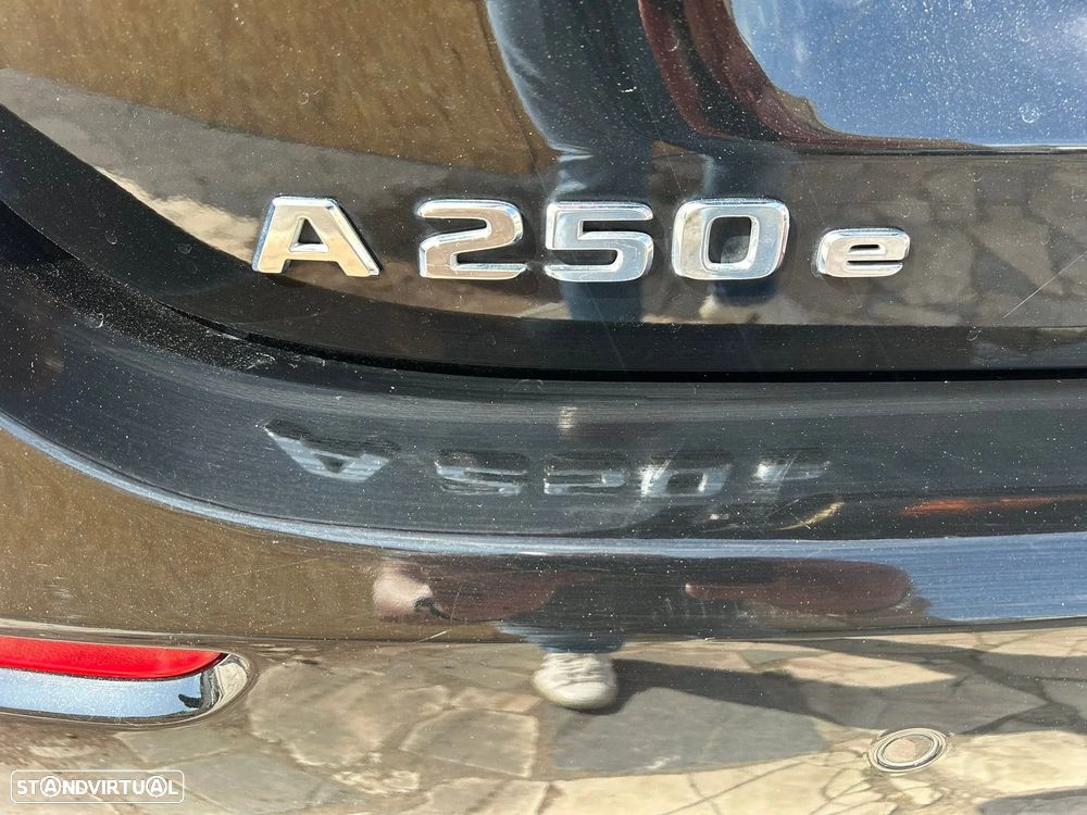 Mercedes-Benz A 250 e Style Plus - 8