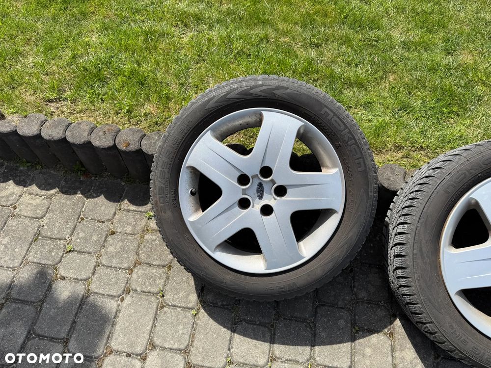Ford Focus 2.0 Titanium - 27