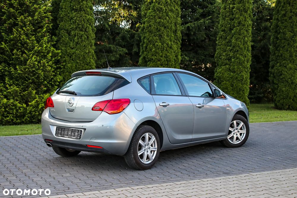 Opel Astra 1.4 Turbo Edition - 16