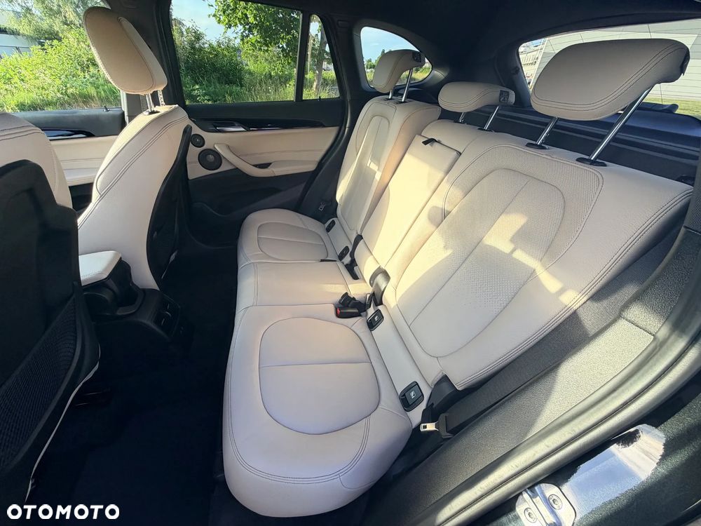 BMW X1 xDrive20d M Sport - 8