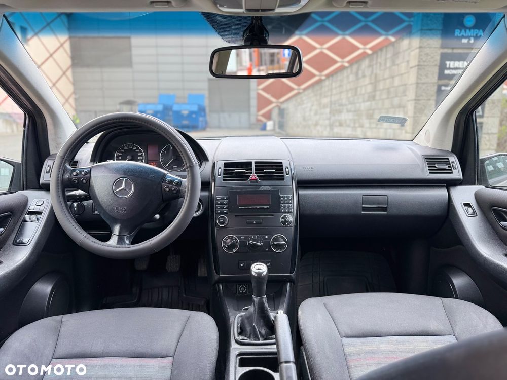 Mercedes-Benz Klasa A 150 Classic Edition 10 - 9