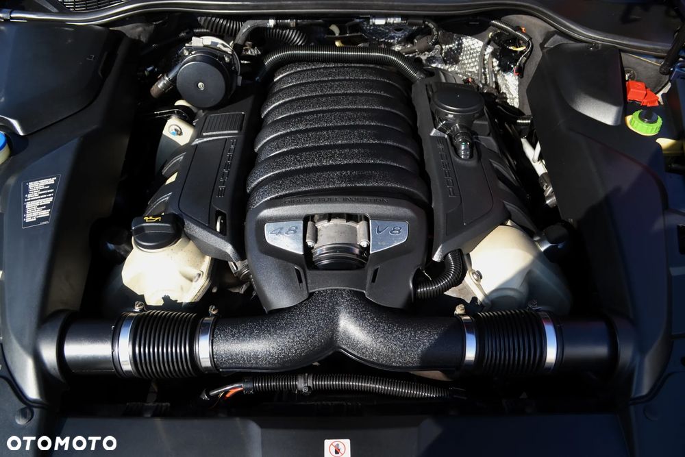 Porsche Cayenne - 38