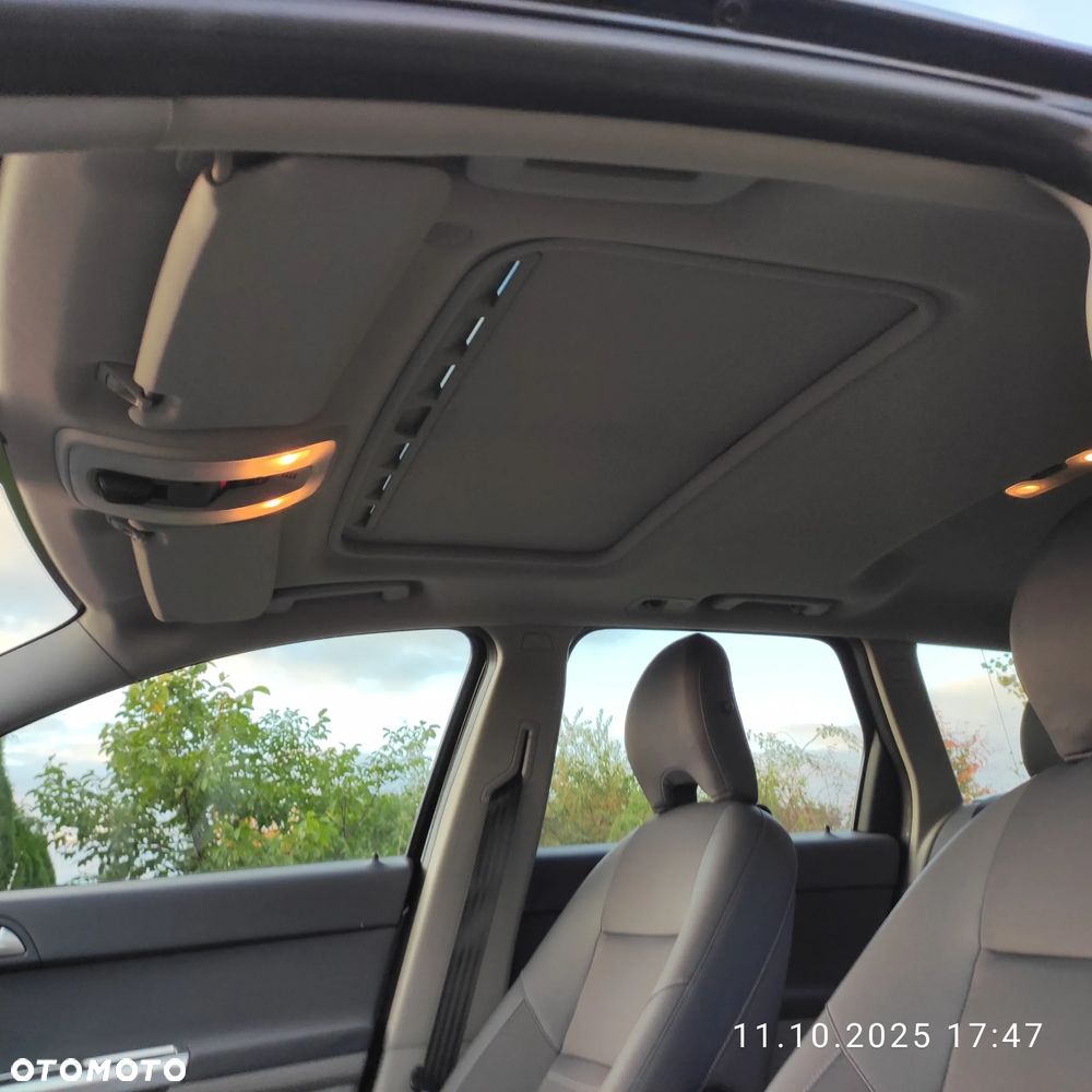 Volvo V50 D5 DPF Momentum - 35