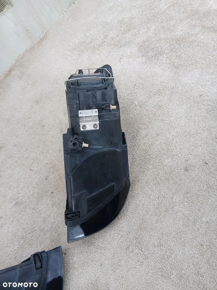 LAMPA PRZEDNIA LEWA  XSENON VOLVO V50 EUROPA - 11