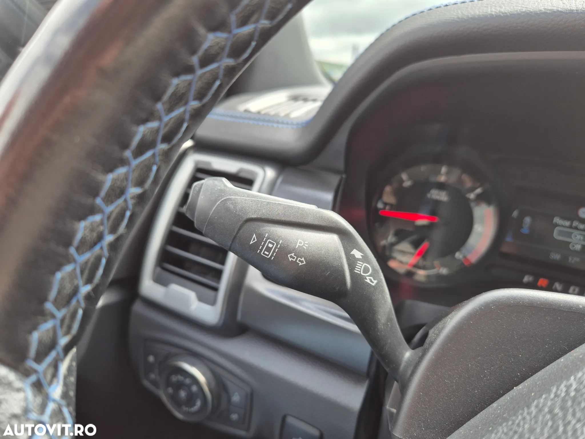 Ford Ranger Pick-Up 2.0 EcoBlue 213 CP 4x4 Cabina Dubla Raptor Aut. - 31