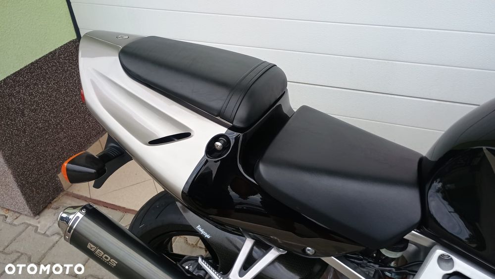 Honda CBR - 33
