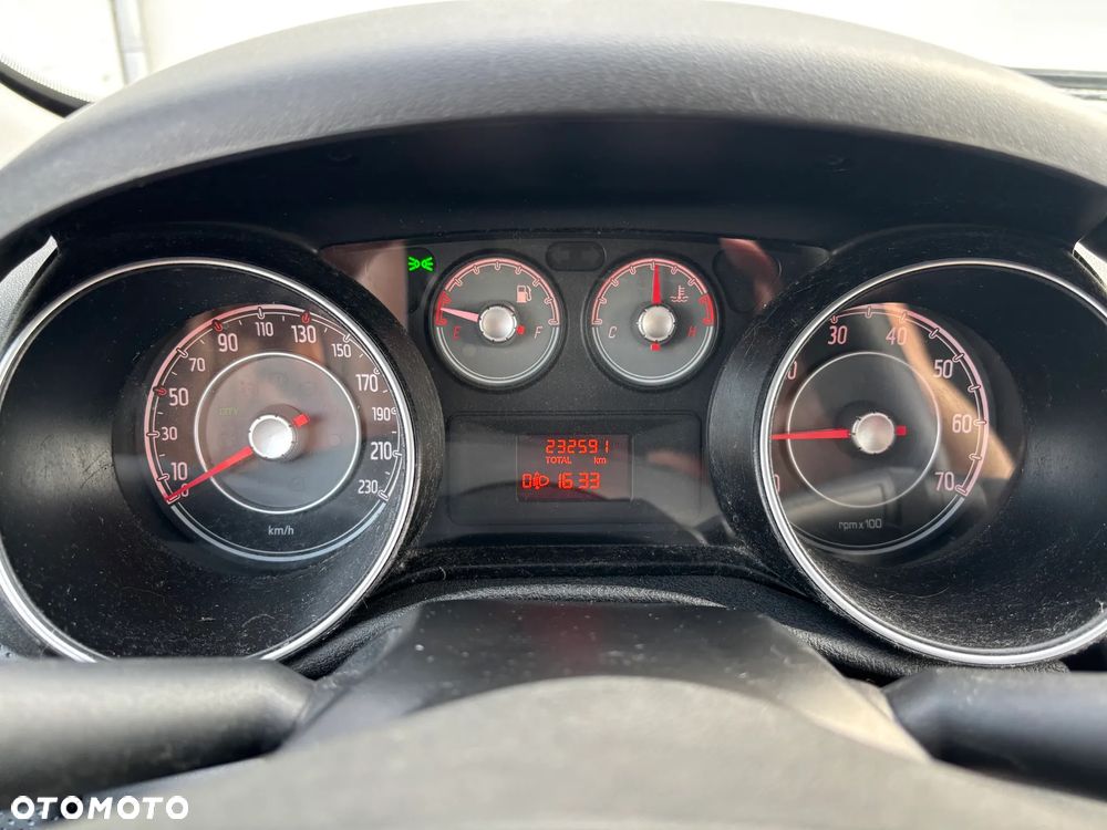 Fiat Punto Evo 1.4 8V Dynamic Start&Stop - 13