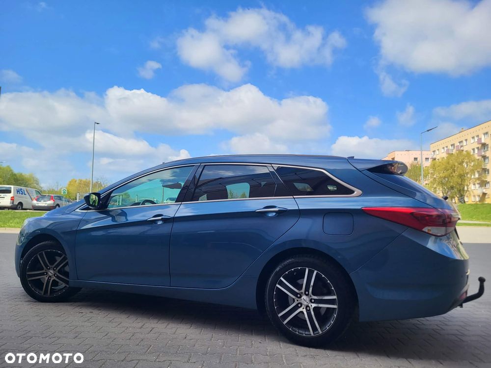 Hyundai i40 Kombi blue 1.7 CRDi Premium - 18