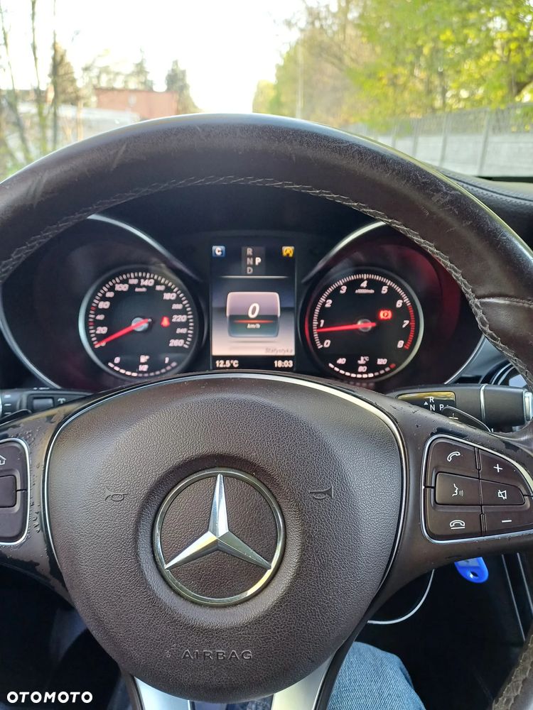 Mercedes-Benz GLC - 16