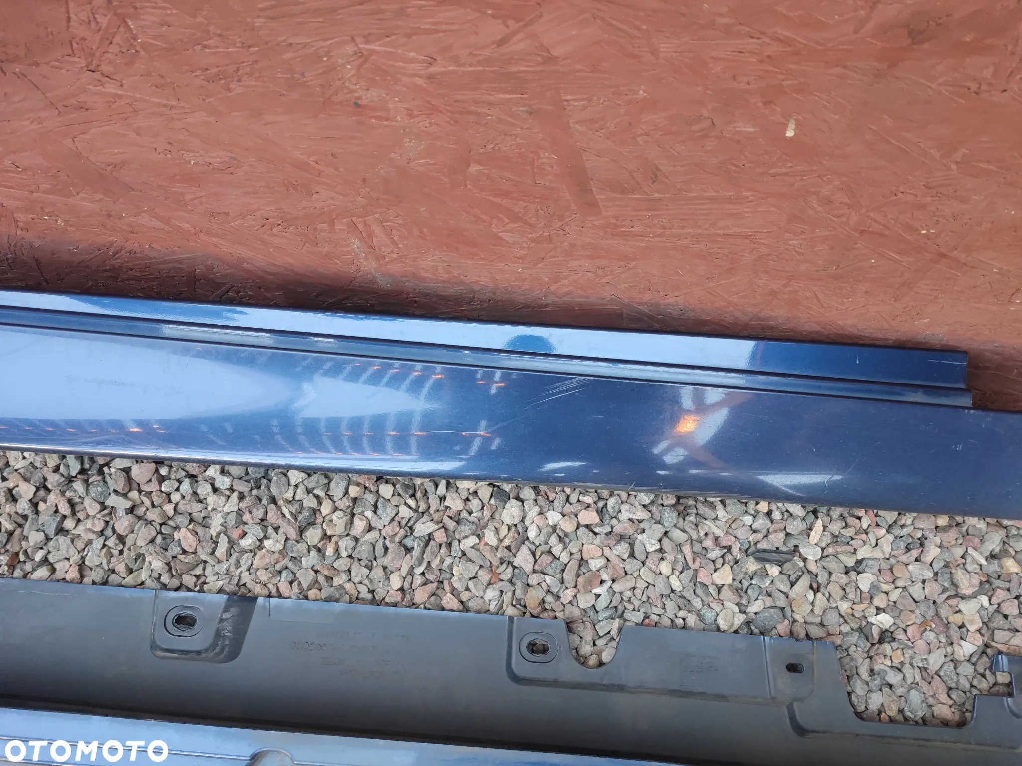 BMW F11 / F10 / F11N / F10N ORYGINALNE NAKŁADKI NA PROGI LEWA / PRAWA W KOLORZE  TIEFSEEBLAU METALLIC O KODZIE LAKIERU A76 O NR.  51 77 7 262 663 / 51 77 7 262 664 OEM W DOBRYM STANIE - 13