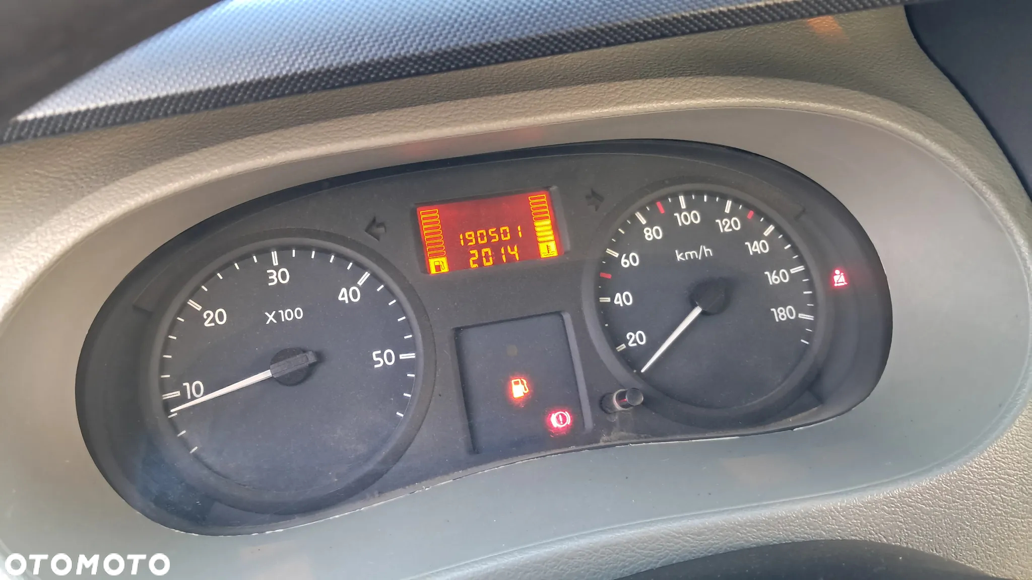 Renault Master 120 dci - 32