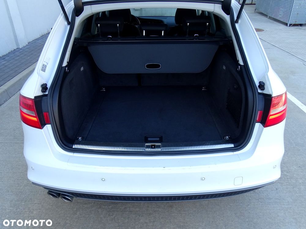 Audi A4 Avant 2.0 TDI DPF multitronic Ambiente - 16