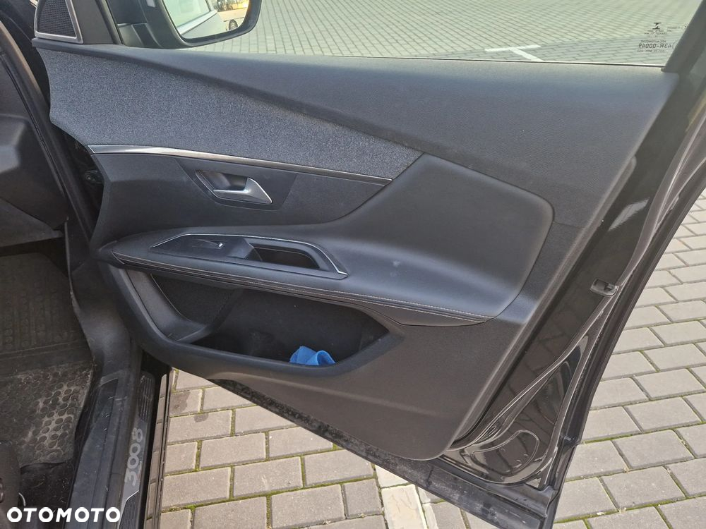 Peugeot 3008 1.6 PureTech GPF GT Line S&S EAT8 - 8