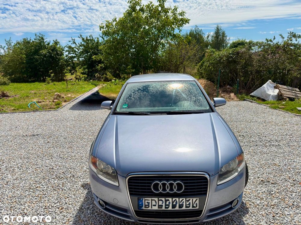 Audi A4 Limousine - 6