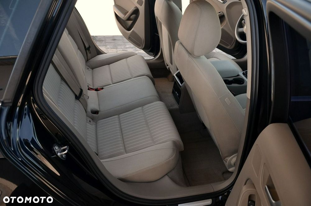 Audi A4 Avant - 16
