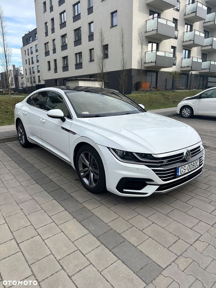 Volkswagen Arteon 2.0 TDI SCR R-Line DSG - 2